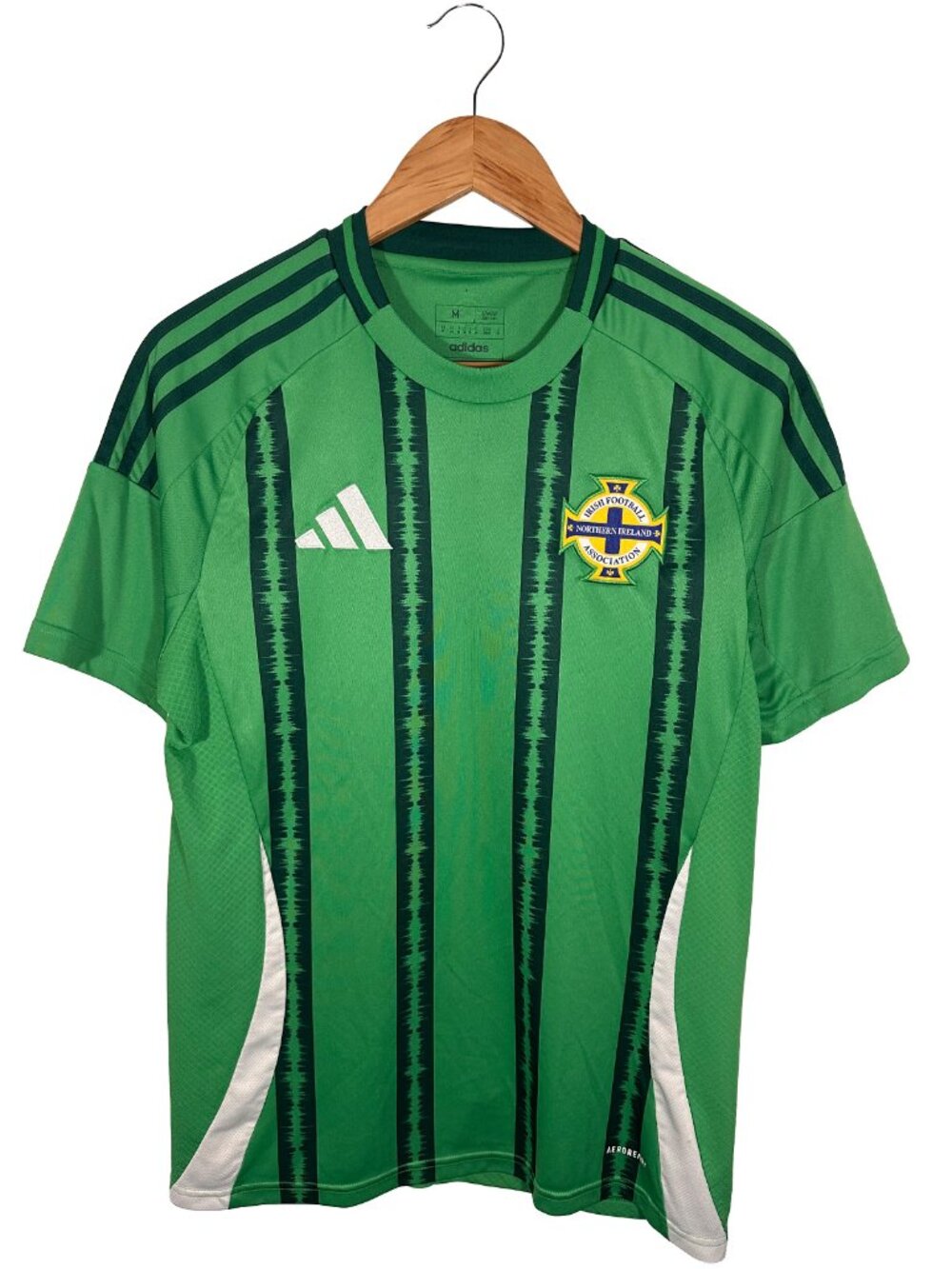 Adidas IQ0781 Northern Ireland 2024-2025 International Kit Slim Fit Size M